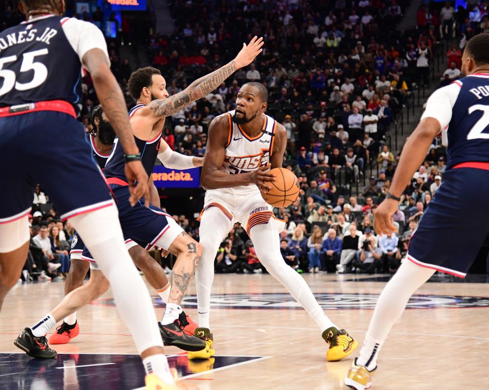 克莱维利在 克莱维利在